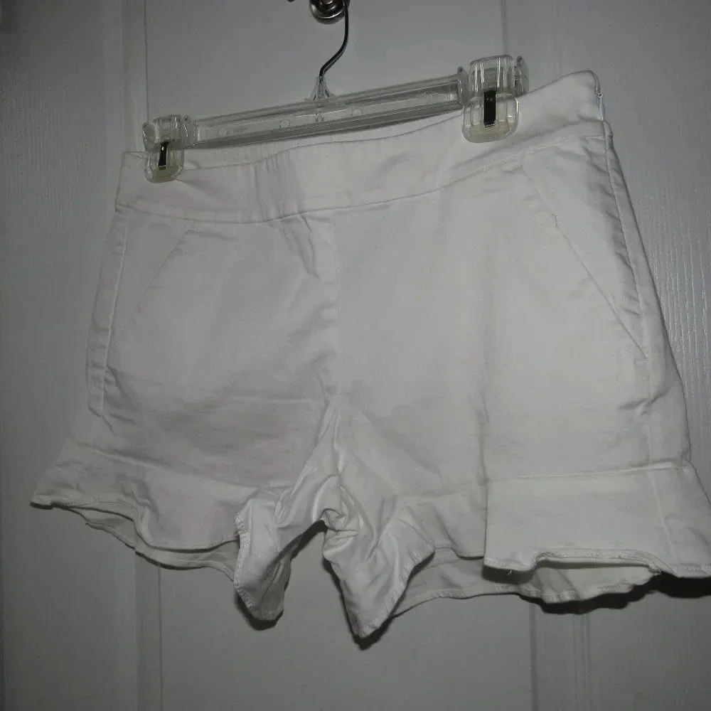 LOFT Ruffled Hem White Shorts Size 2 (Inseam 4